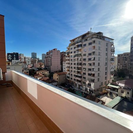 Daily Apartment In Center Tirana Exterior foto