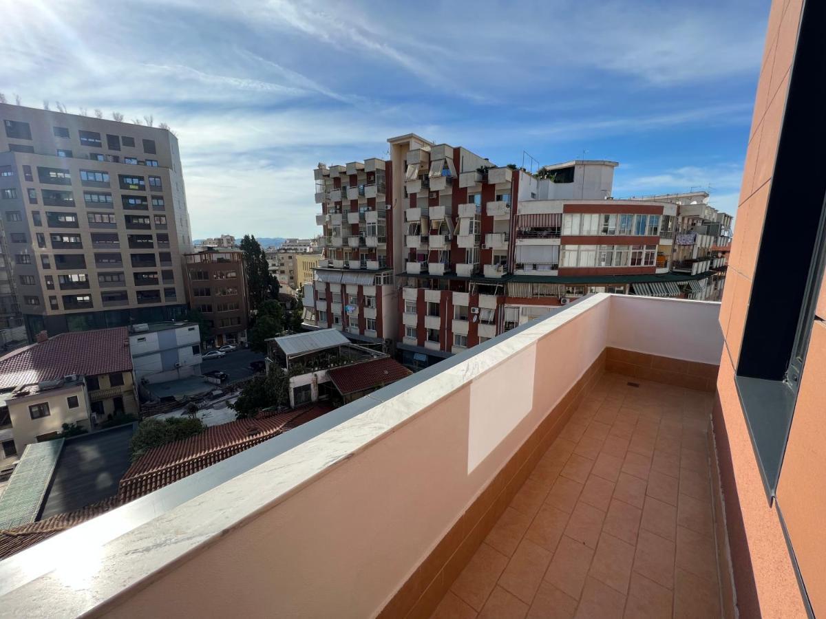 Daily Apartment In Center Tirana Exterior foto